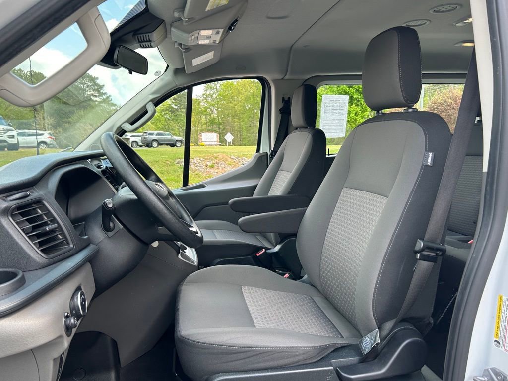 Used 2023 Ford Transit 350 XLT image 30