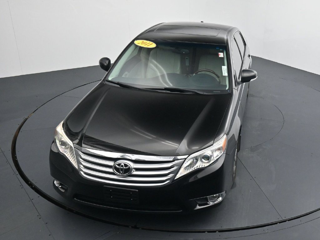 Used 2011 Toyota Avalon Limited FWD image 21