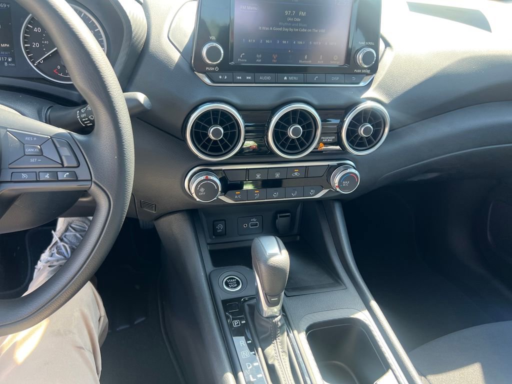 New 2025 Nissan Sentra S image 18