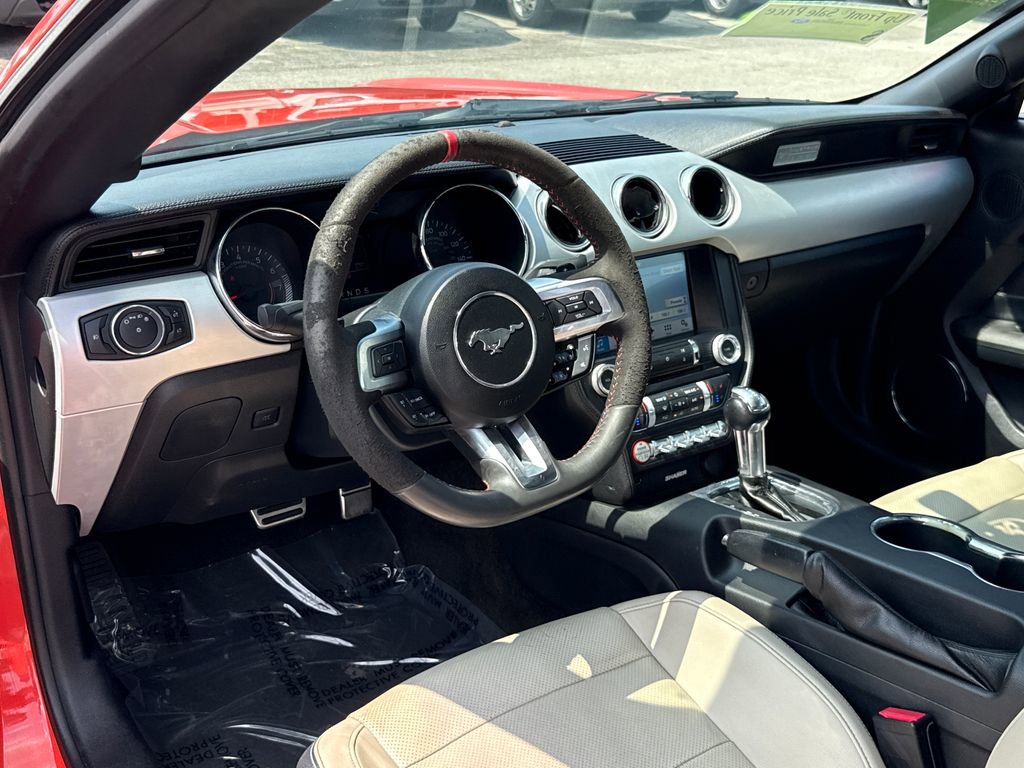 Used 2016 Ford Mustang GT Premium RWD image 6