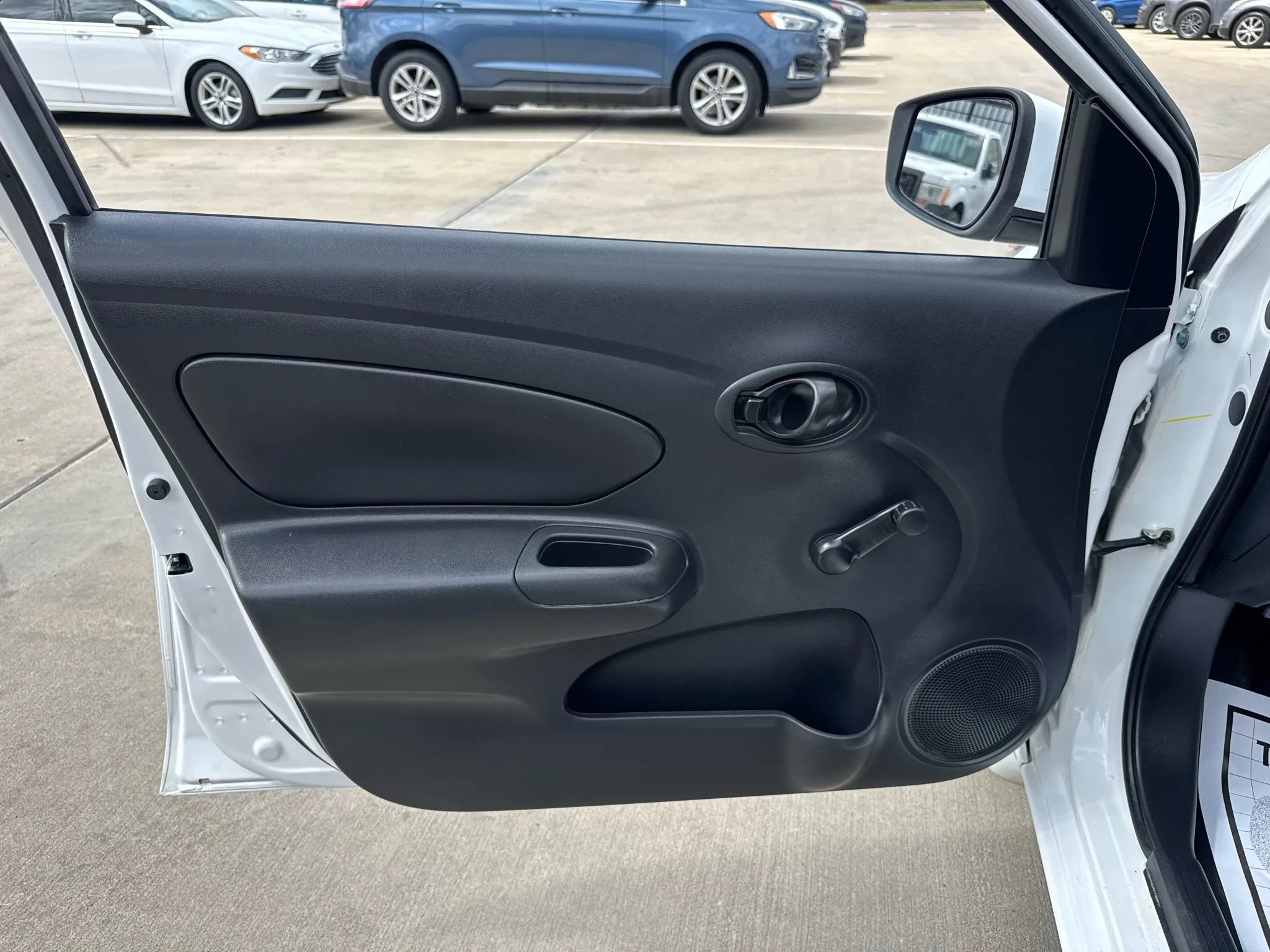 Used 2017 Nissan Versa S Plus image 21