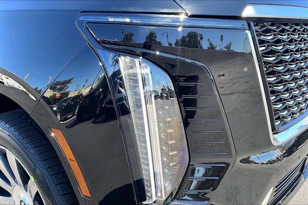 New 2026 Cadillac Escalade ESV 2WD w/ LPO, Floor Liner Package image 14