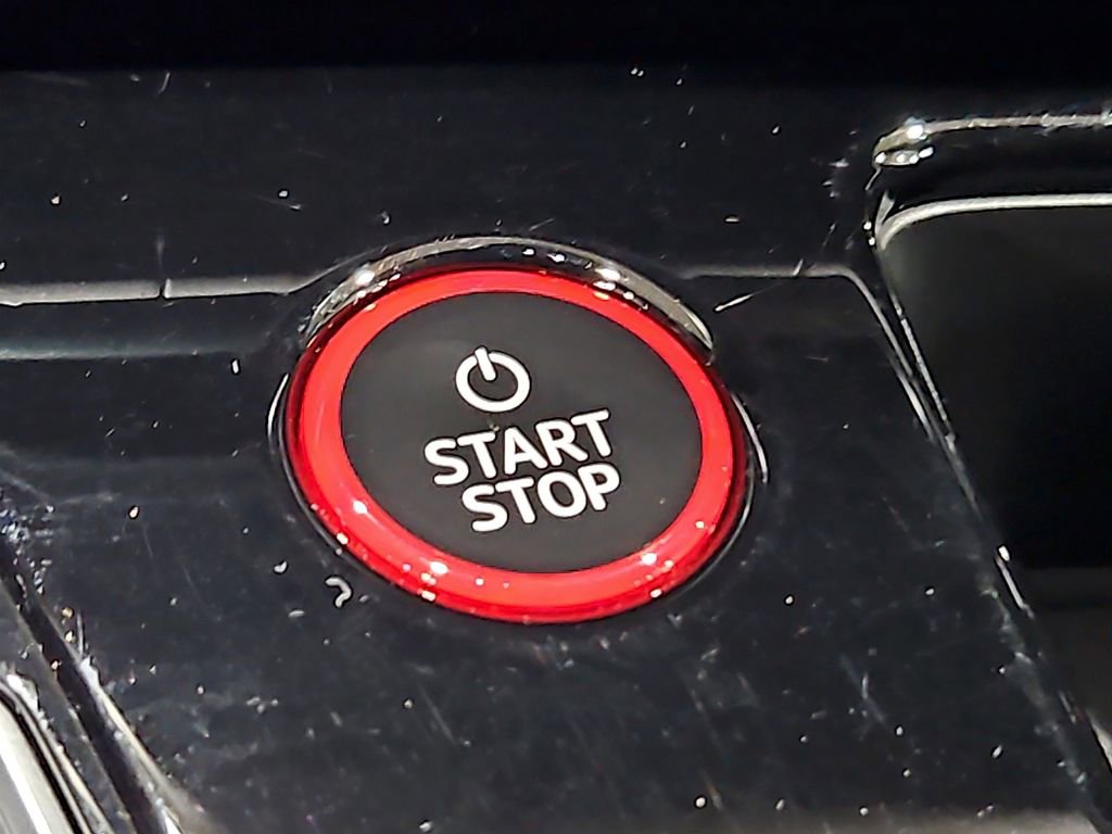 Used 2023 Audi e-tron GT Premium Plus image 17