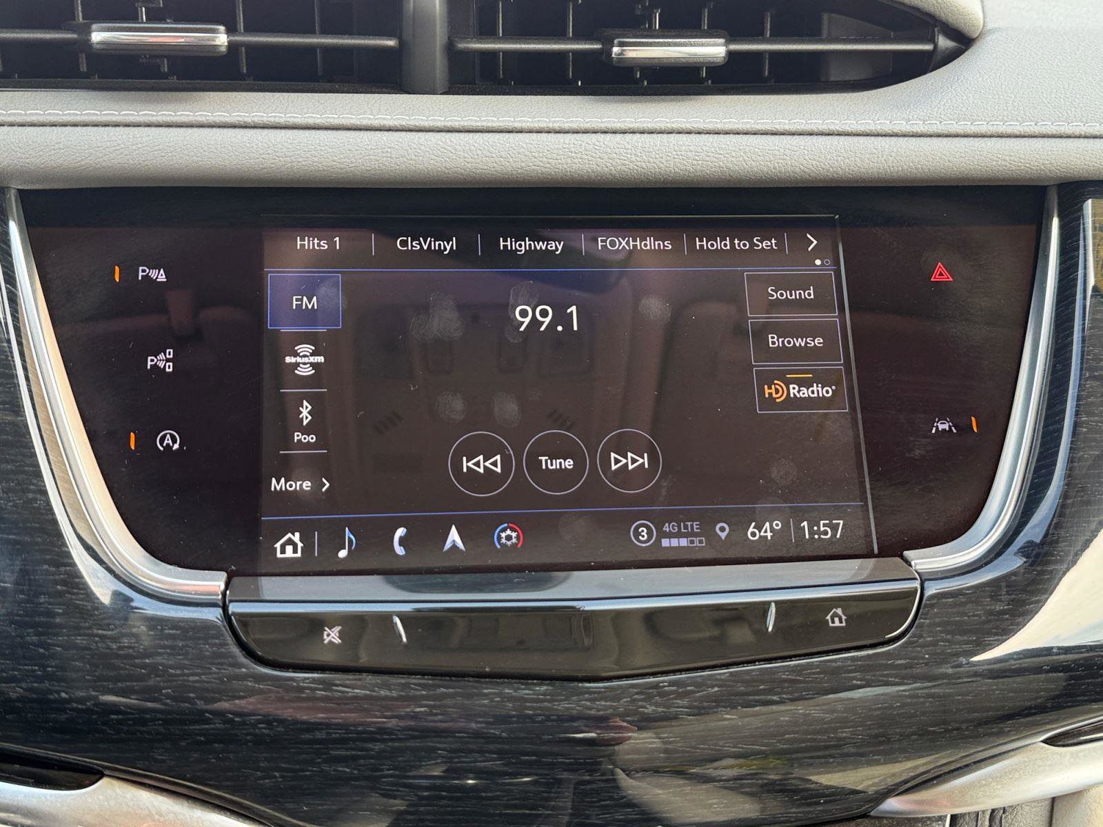 Certified 2024 Cadillac XT6 Premium Luxury w/ Technology Package image 29