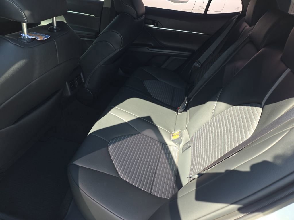 Used 2024 Toyota Camry SE w/ Audio Upgrade Package image 8