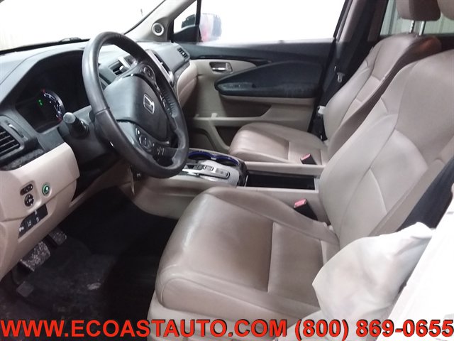 Used 2017 Honda Pilot Elite image 10