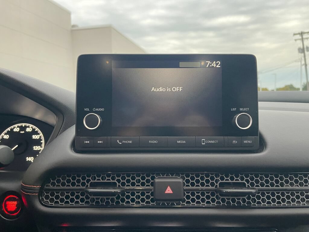 Used 2025 Honda HR-V Sport image 9