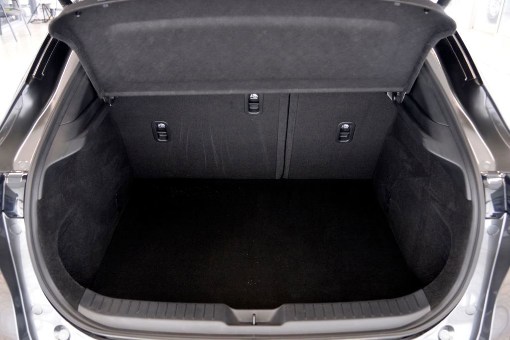 Certified 2025 MAZDA CX-30 AWD 2.5 S w/ Premium Package image 29