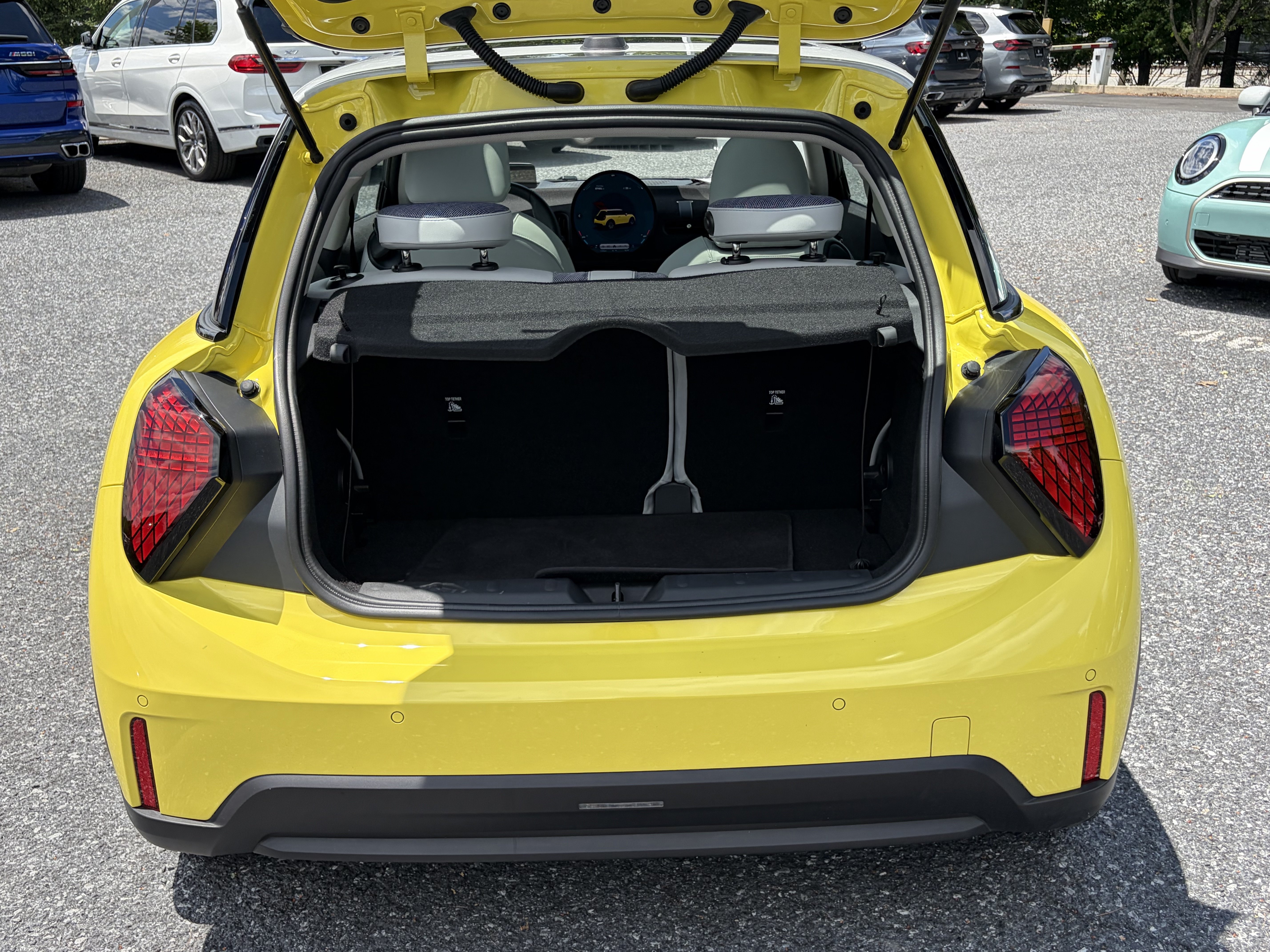 Used 2025 MINI Cooper S FWD image 8
