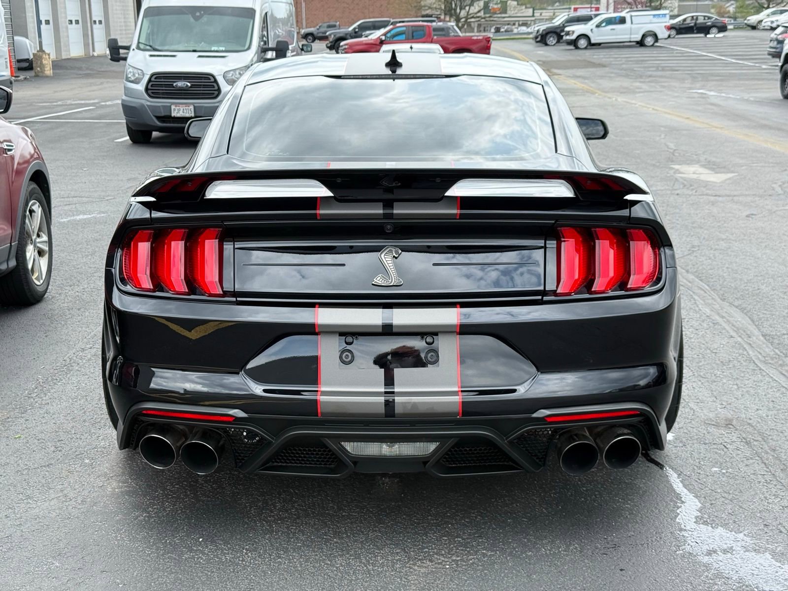 Used 2021 Ford Mustang Shelby GT500 w/ Technology Package RWD image 4