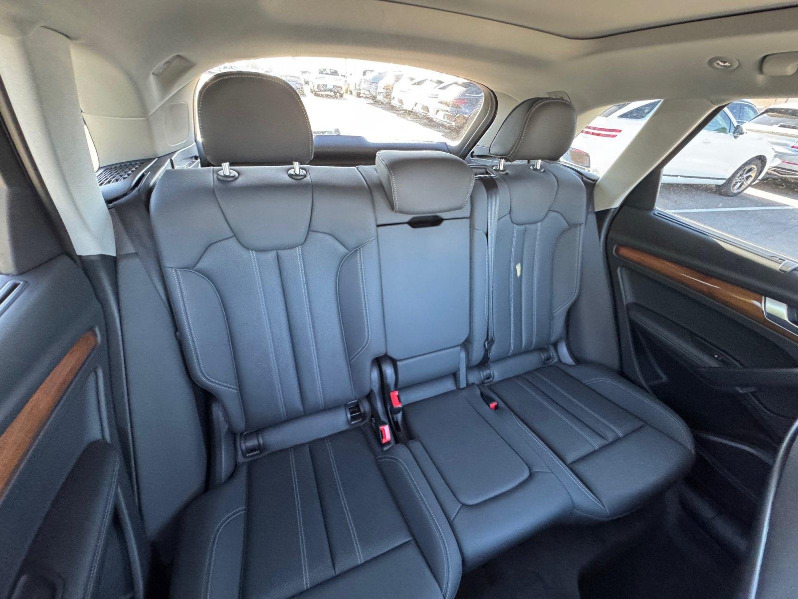 Used 2021 Audi Q5 e Prestige w/ Prestige Package AWD/4WD image 18