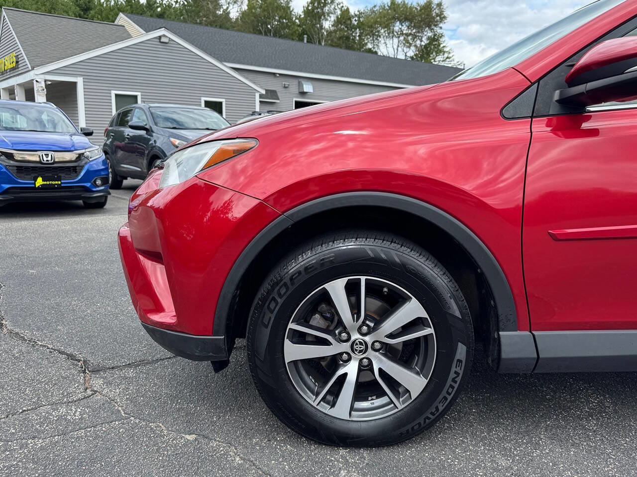 Used 2016 Toyota RAV4 XLE image 18