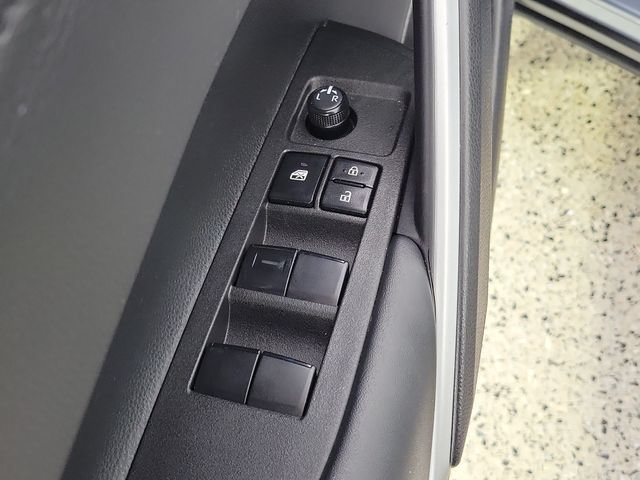 Used 2025 Toyota Corolla Cross AWD Hybrid w/ Convenience Package image 23