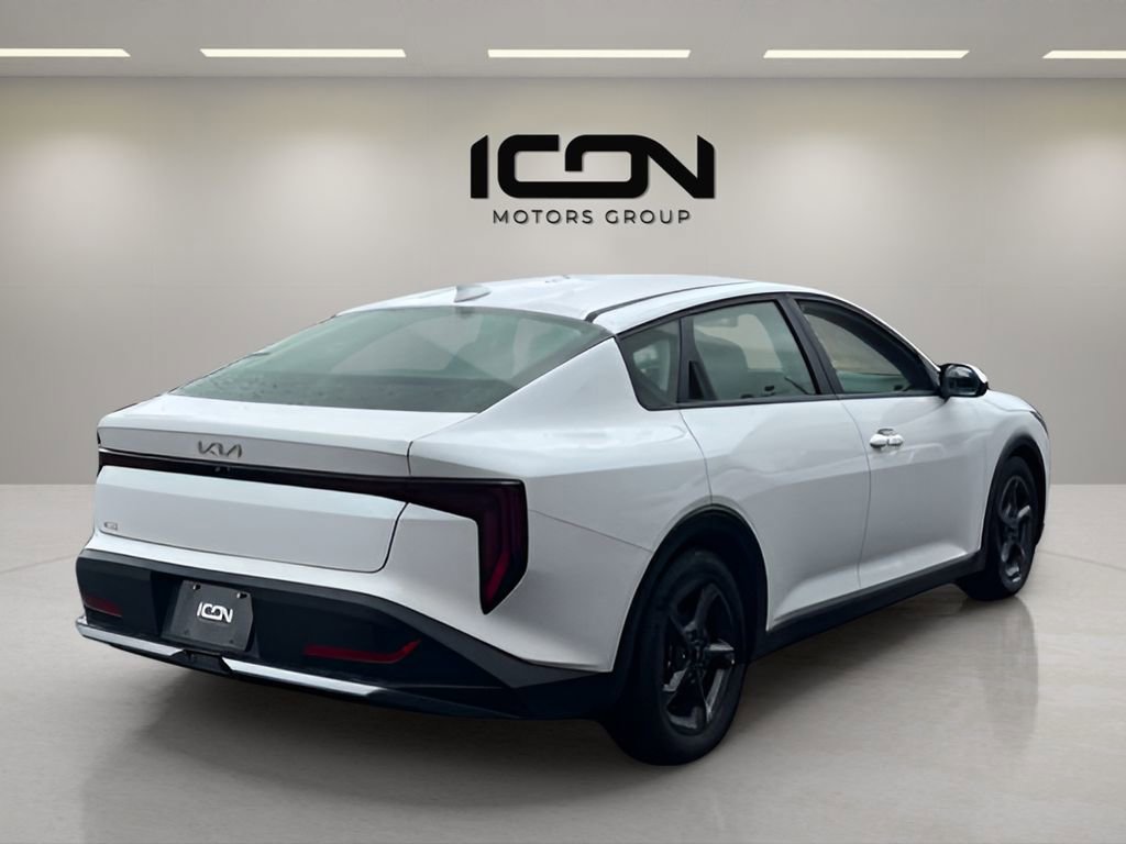 Used 2025 Kia K4 LXS FWD image 5