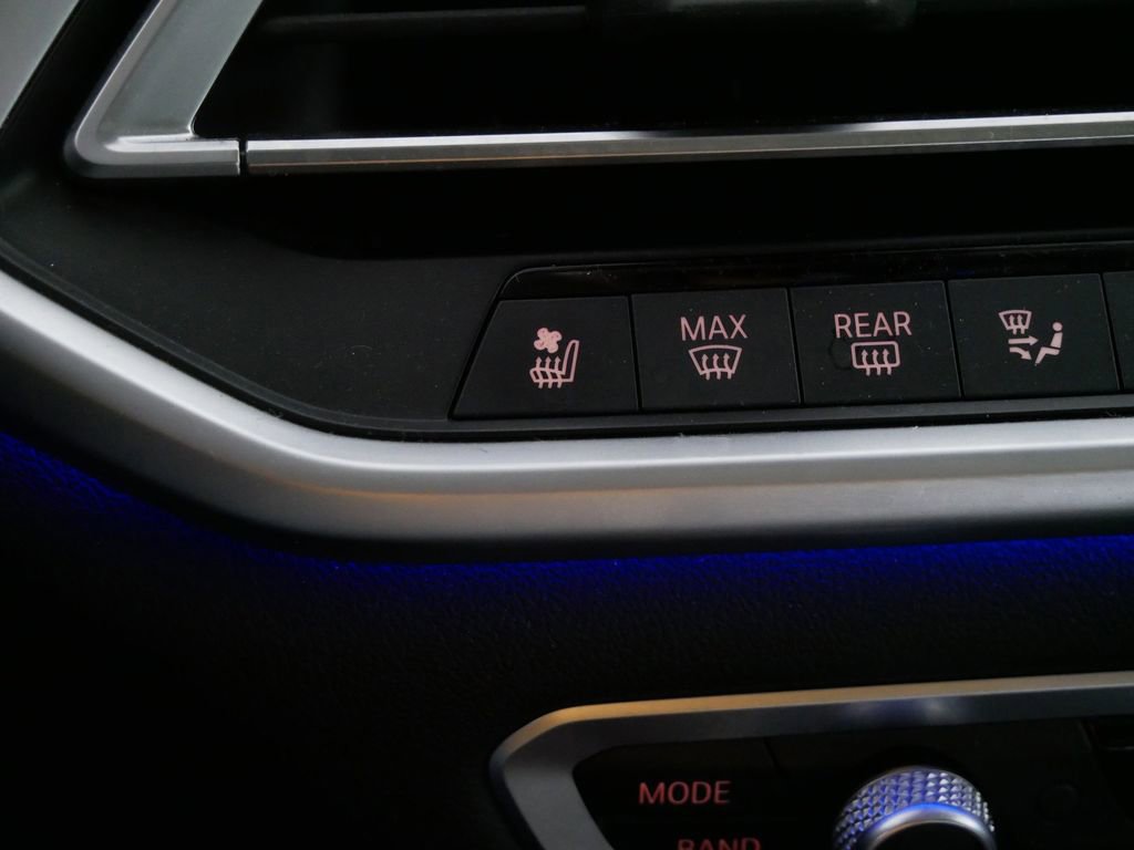 Used 2019 BMW X7 xDrive40i w/ Premium Package image 28