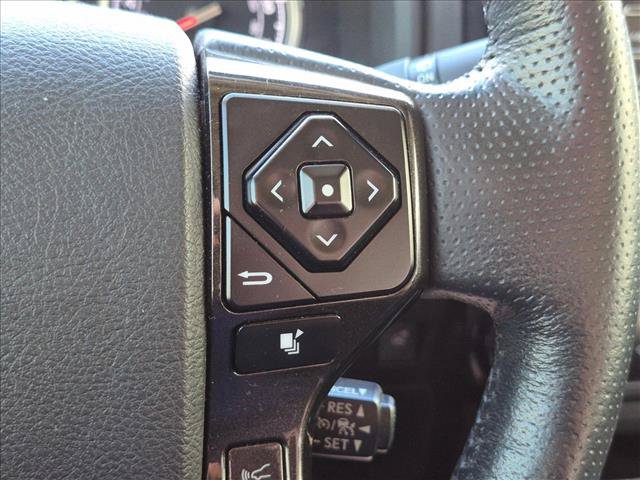 Used 2023 Toyota 4Runner TRD Off-Road Premium w/ Moonroof Package AWD/4WD image 5
