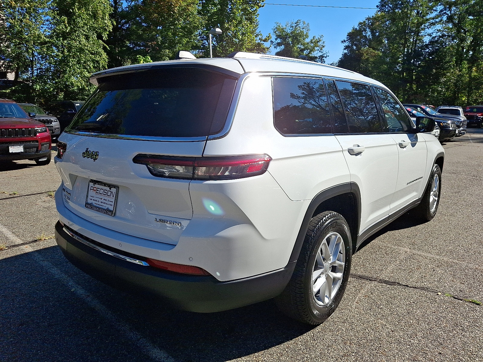 Certified 2021 Jeep Grand Cherokee L Laredo w/ Luxury Tech Group I image 7