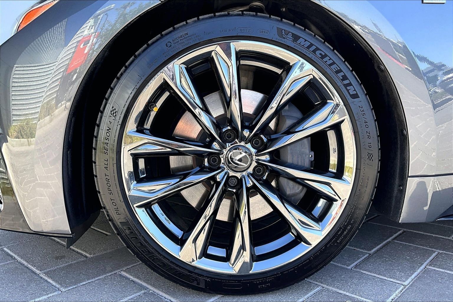 Used 2023 Lexus IS 350 F Sport RWD image 8