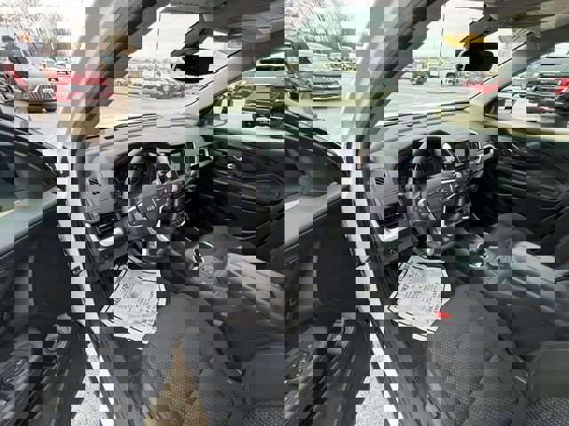 Used 2022 GMC Terrain SLE w/ Driver Convenience Package AWD/4WD image 15