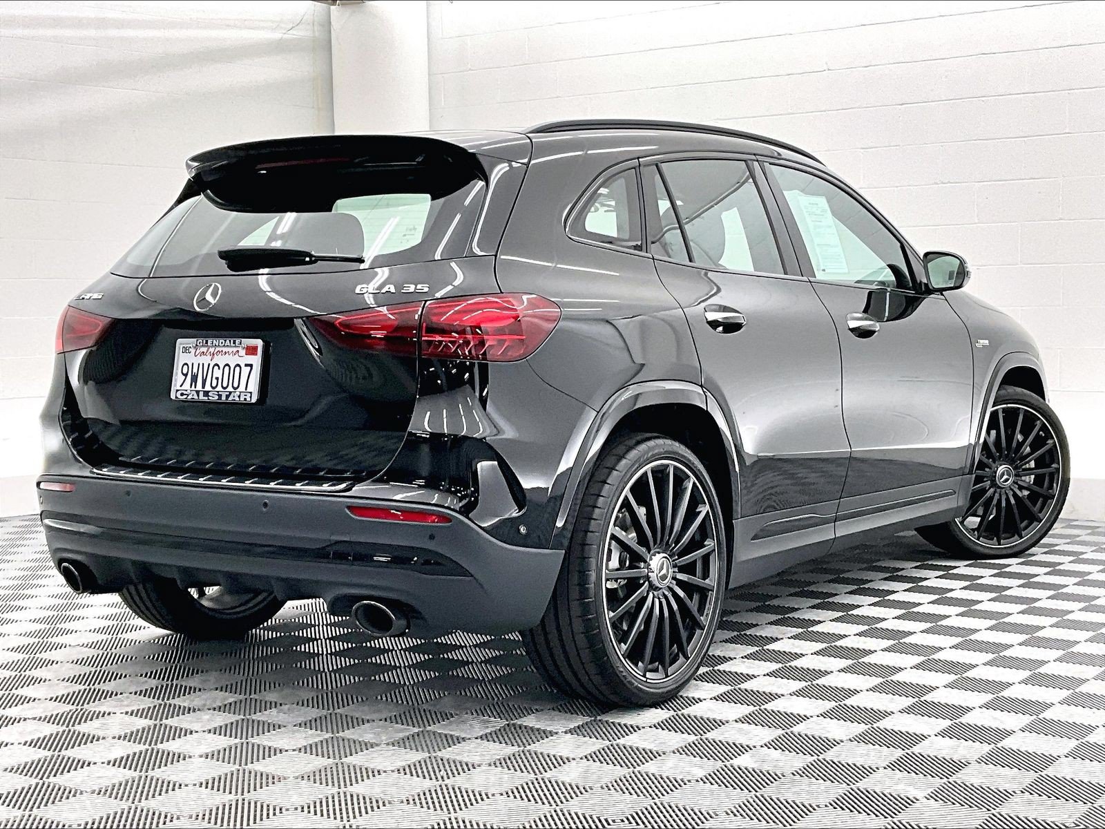 Used 2026 Mercedes-Benz GLA 35 AMG 4MATIC image 11