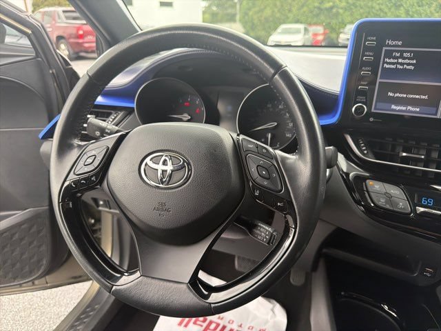 Used 2021 Toyota C-HR XLE FWD image 29