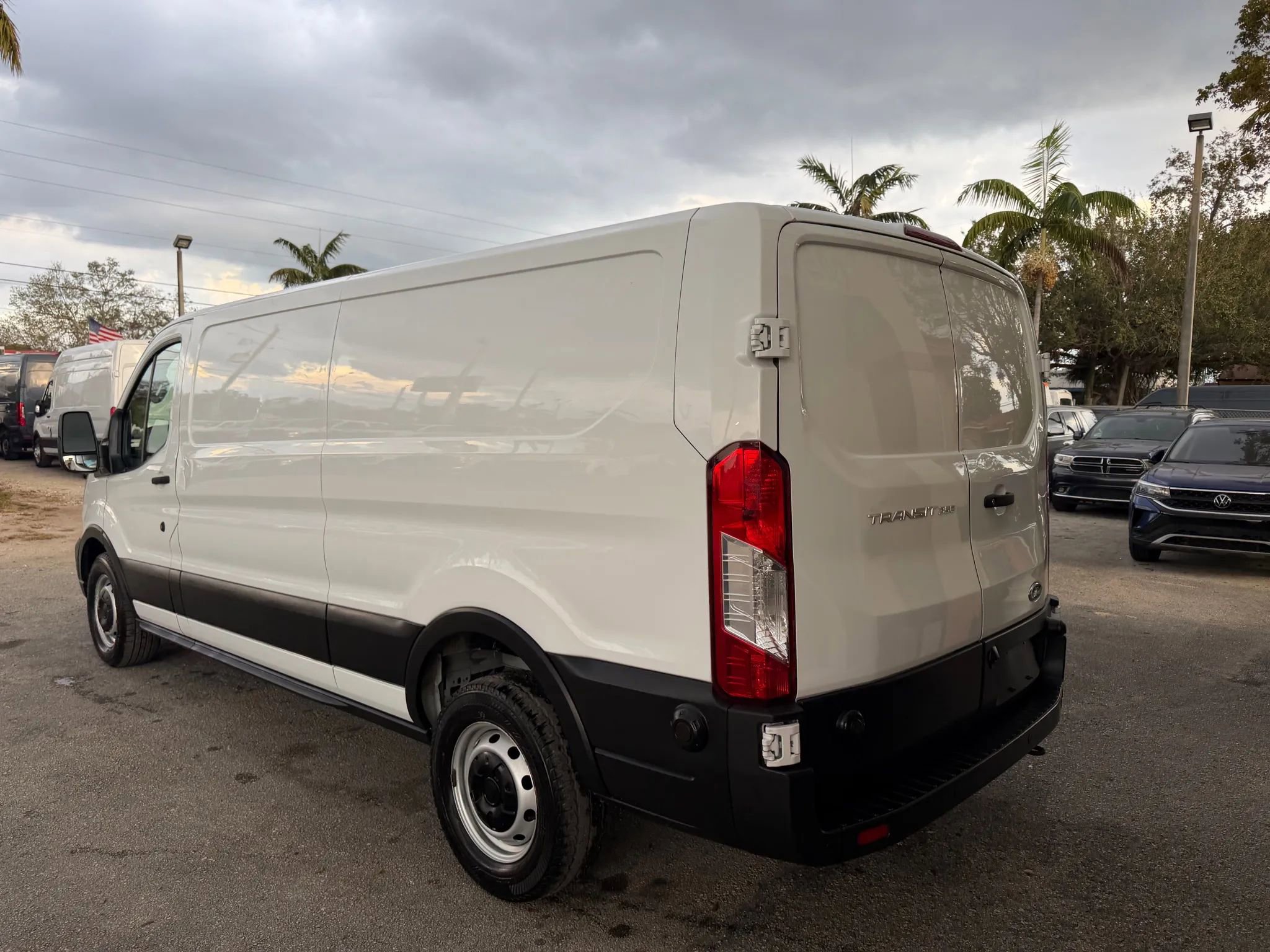 Used 2020 Ford Transit 350 XLT w/ Upfitter Package image 3