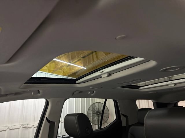 Used 2020 Chevrolet Traverse Premier w/ LPO, Floor Liner Package FWD image 42