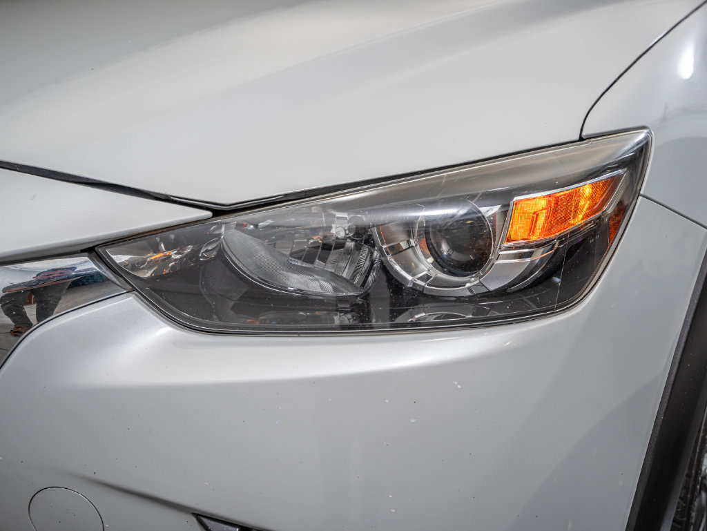 Used 2019 MAZDA CX-3 Touring FWD image 14