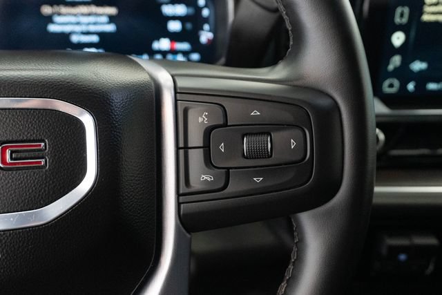 Used 2026 GMC Sierra 1500 SLT AWD/4WD image 15