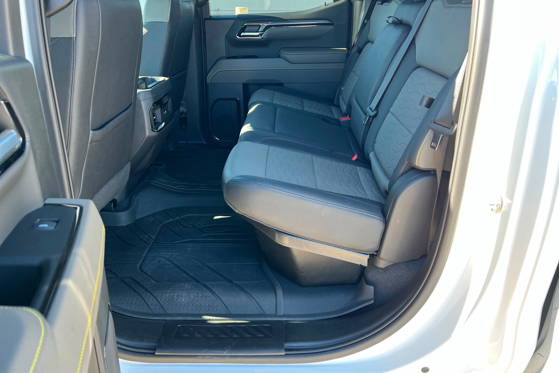 Used 2023 Chevrolet Silverado 1500 ZR2 w/ Technology Package image 21