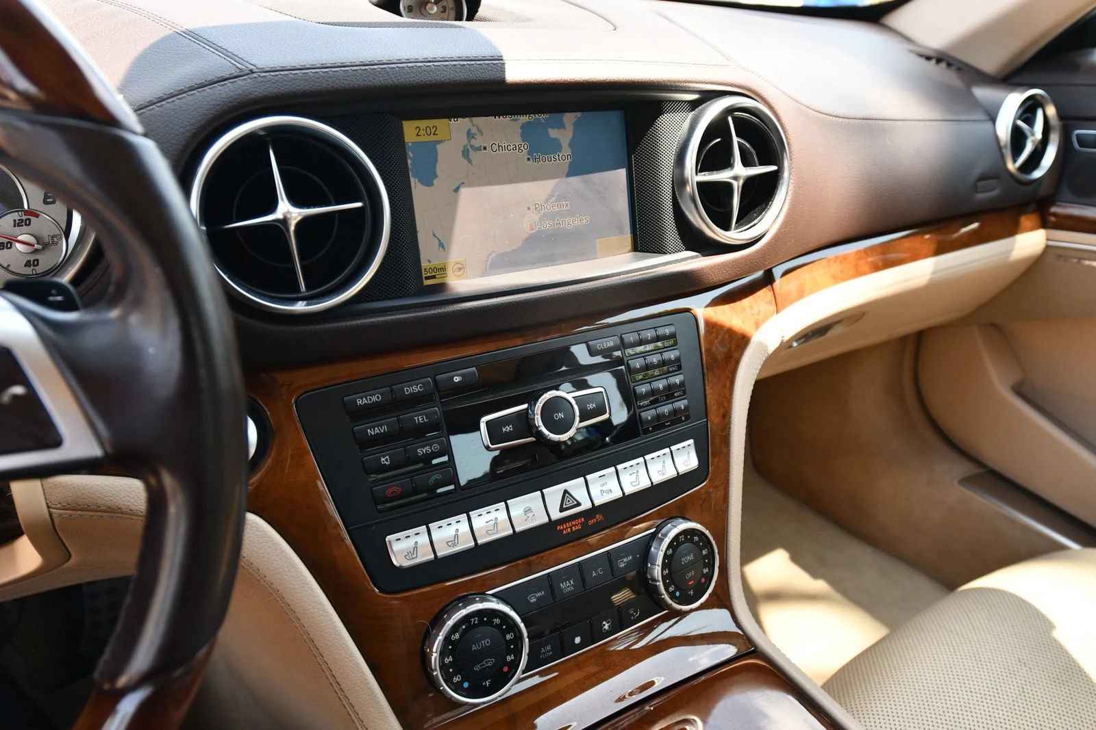 Used 2013 Mercedes-Benz SL 550 image 29