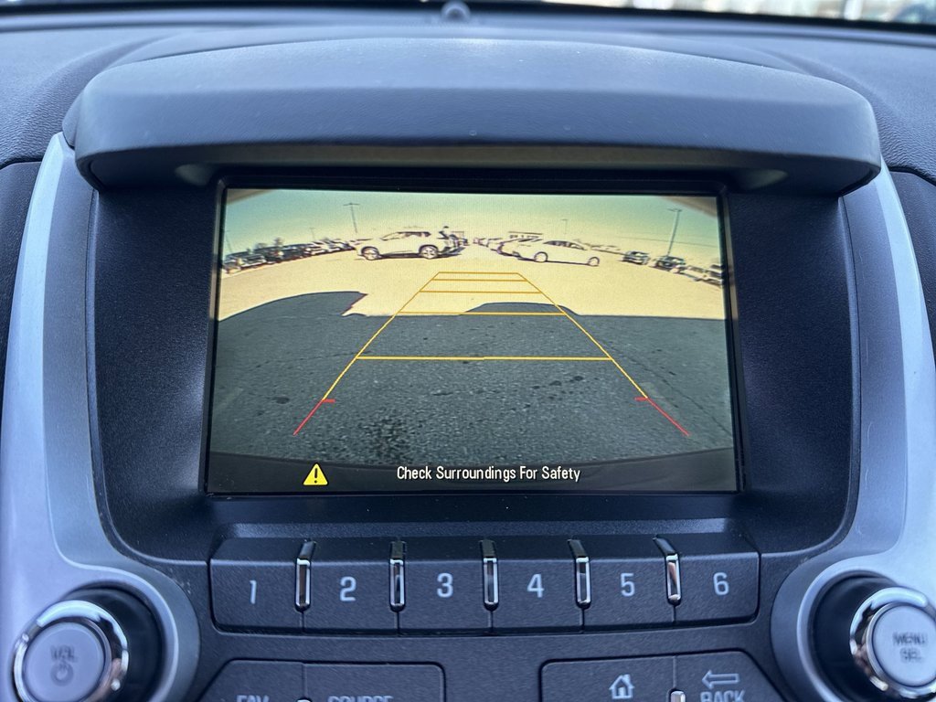 Used 2017 Chevrolet Equinox LT w/ Convenience Package image 17