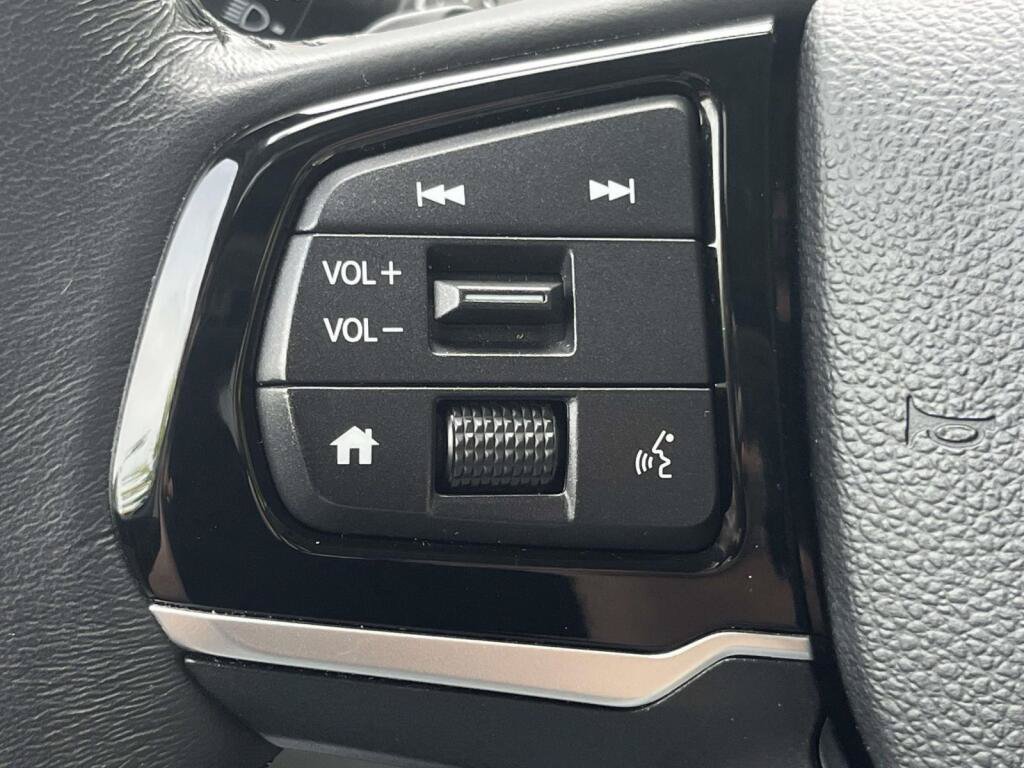 Used 2025 Honda Odyssey EX-L image 32