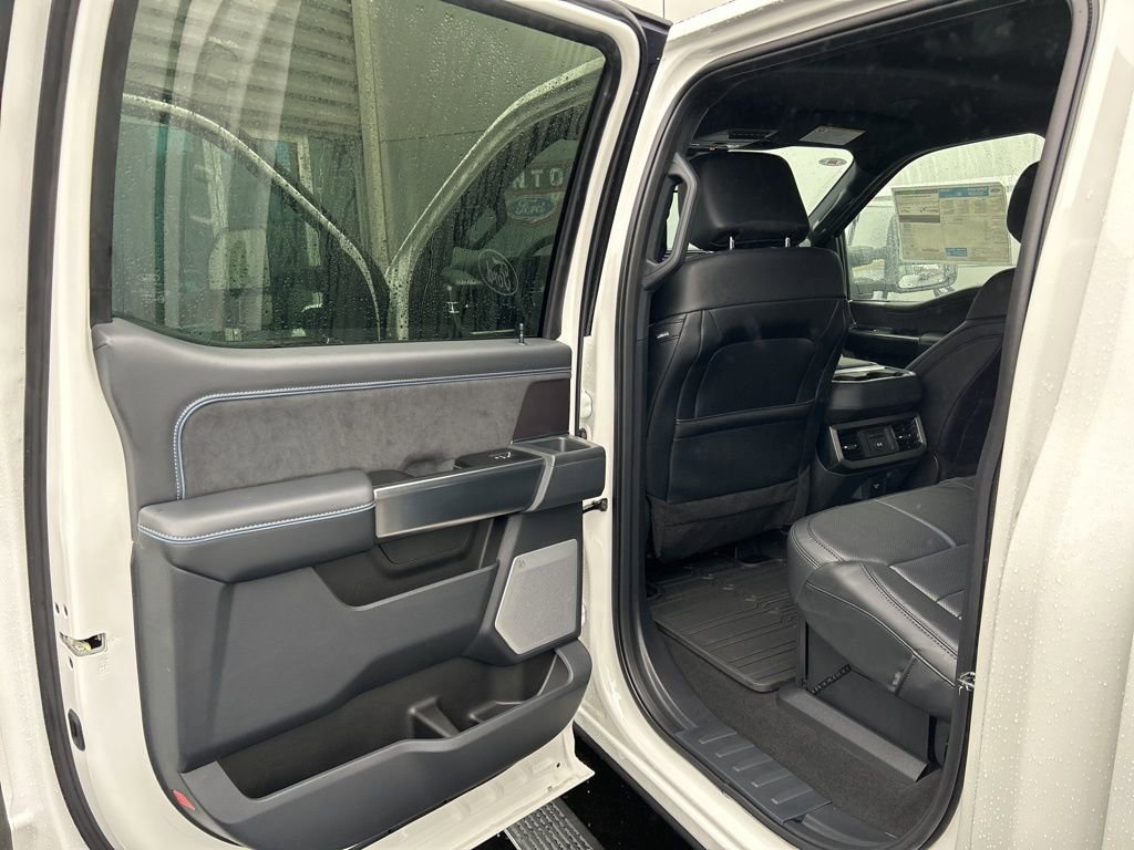 New 2026 Ford F250 Platinum image 36