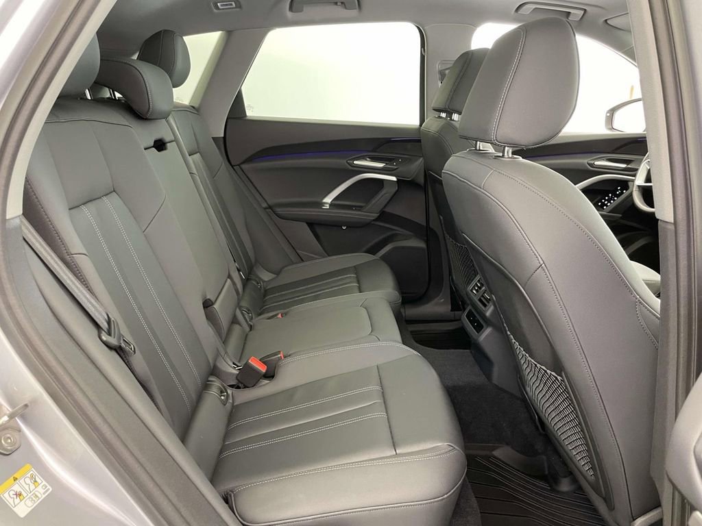 Certified 2025 Audi Q5 Premium w/ Convenience Package image 22