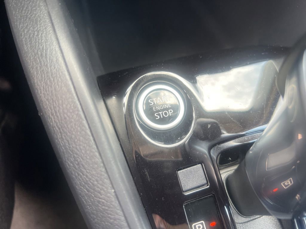 Used 2022 Nissan Kicks S FWD image 54