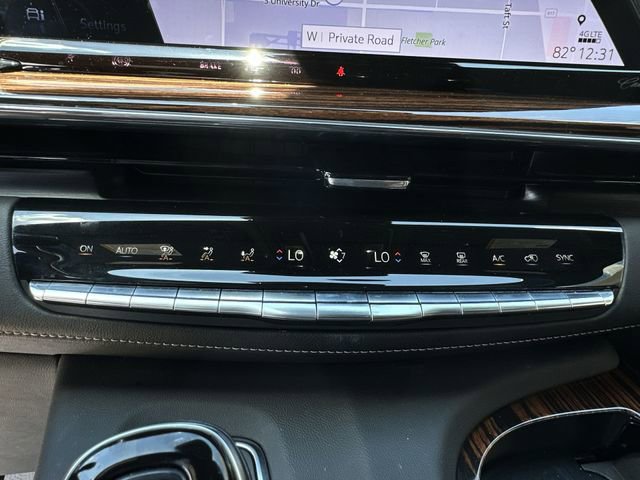 Certified 2022 Cadillac Escalade Premium Luxury RWD image 27