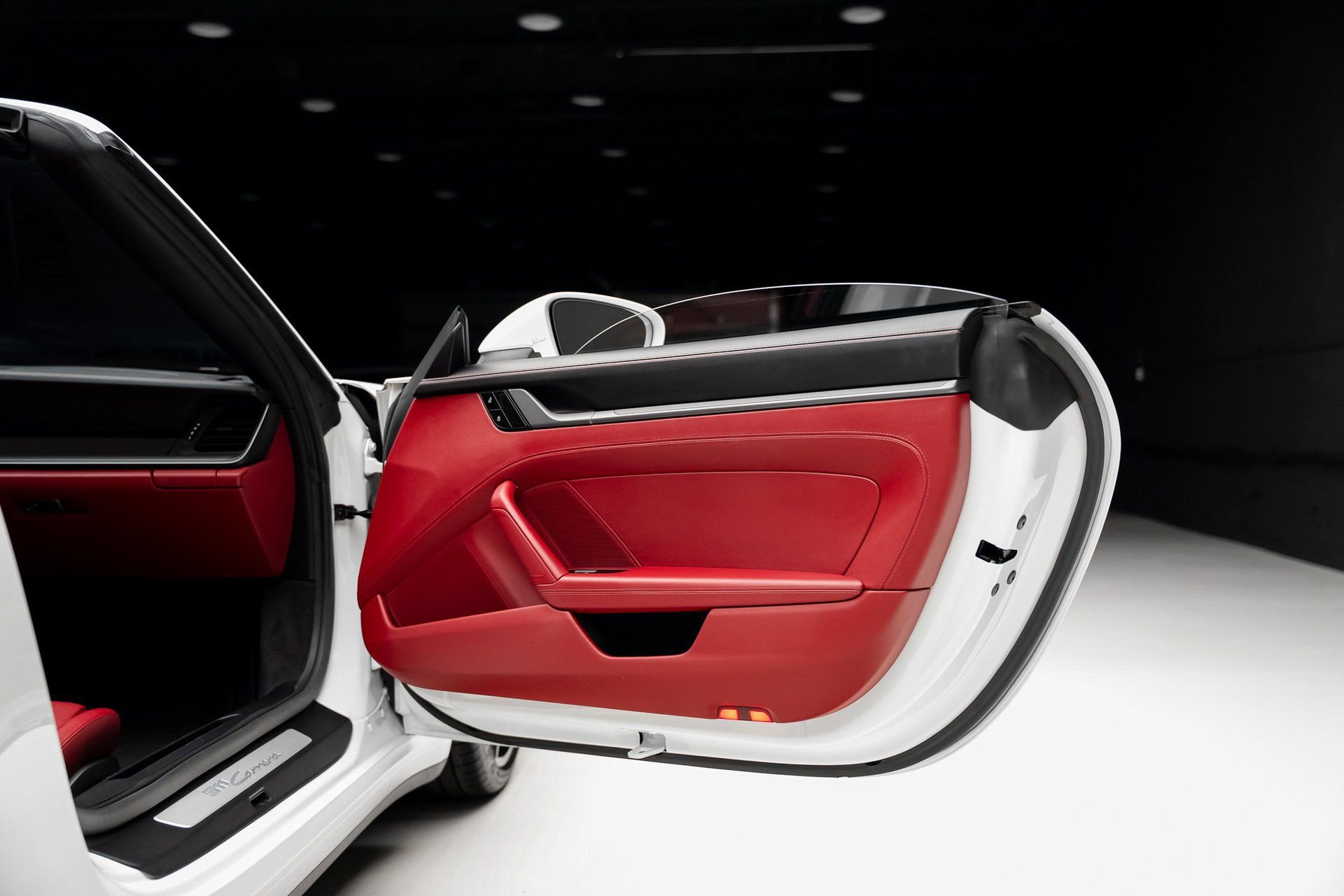 Used 2020 Porsche 911 Carrera image 61