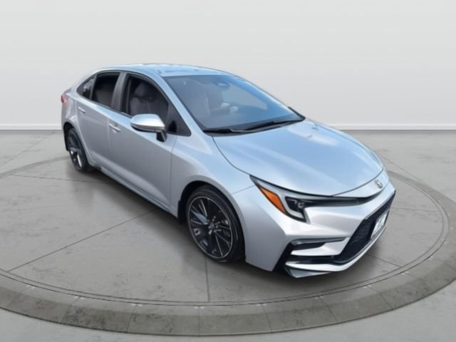 Used 2024 Toyota Corolla SE image 1