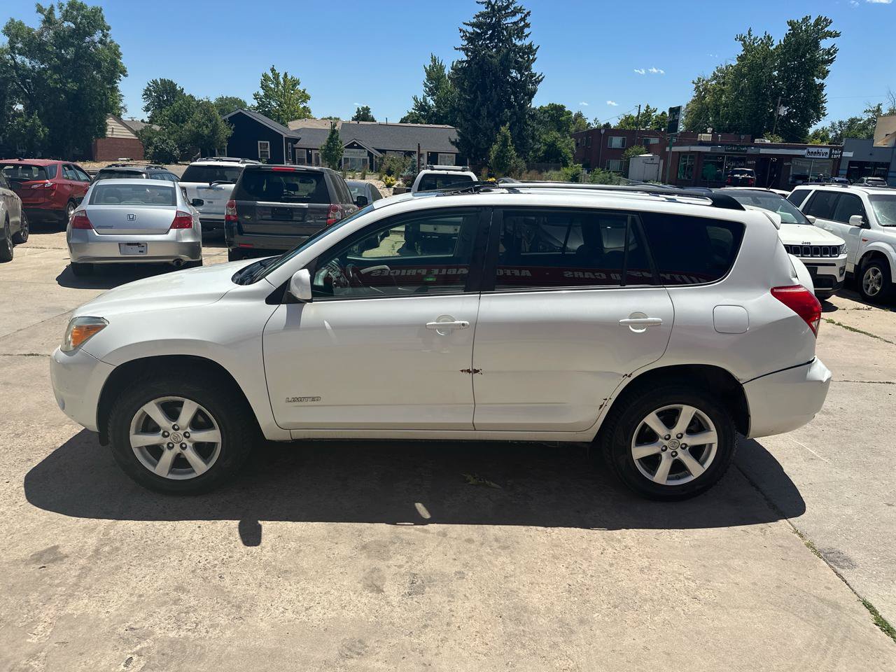 Used 2006 Toyota RAV4 Limited AWD/4WD image 8