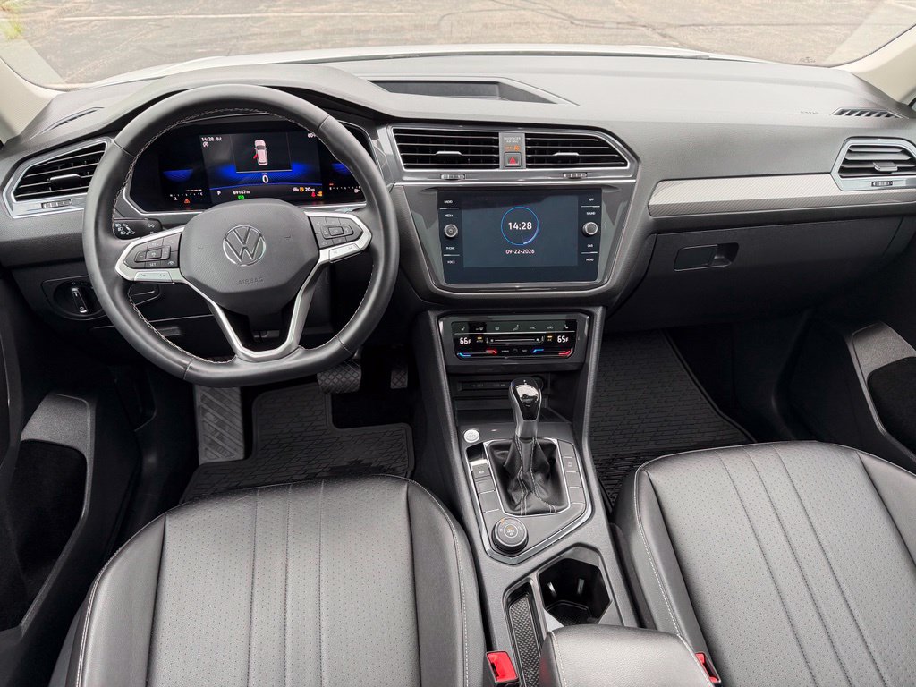 Used 2022 Volkswagen Tiguan SE AWD/4WD image 27