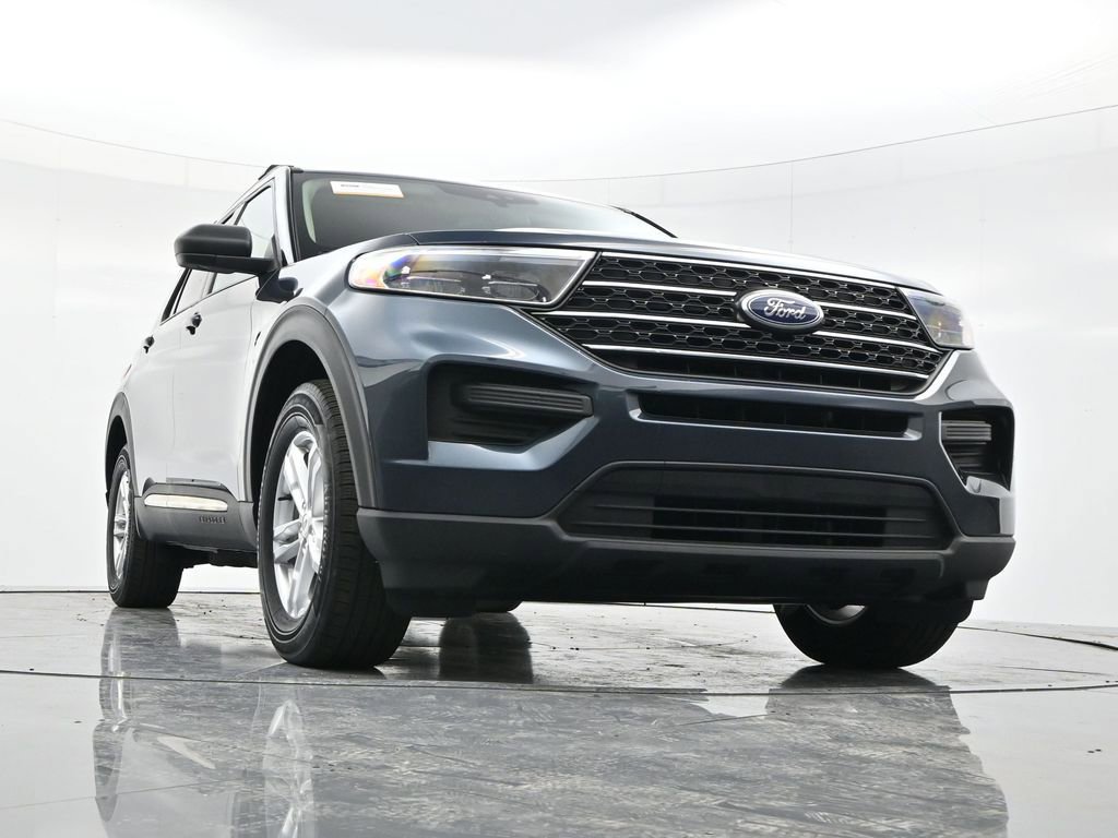 Certified 2022 Ford Explorer XLT w/ Class IV Trailer Tow Package image 52