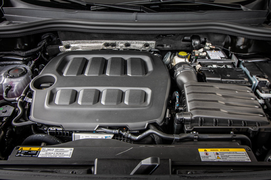 New 2026 Volkswagen Tiguan SE R-Line FWD image 10