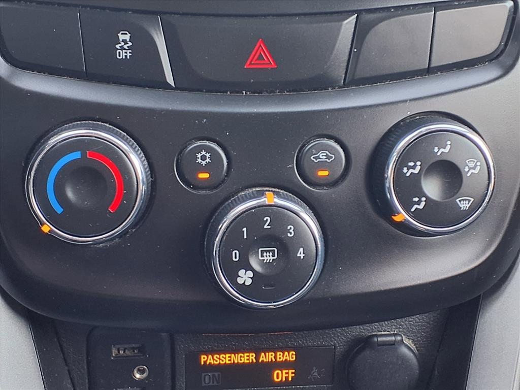 Used 2020 Chevrolet Trax LS w/ Tint and Cruise Package image 15