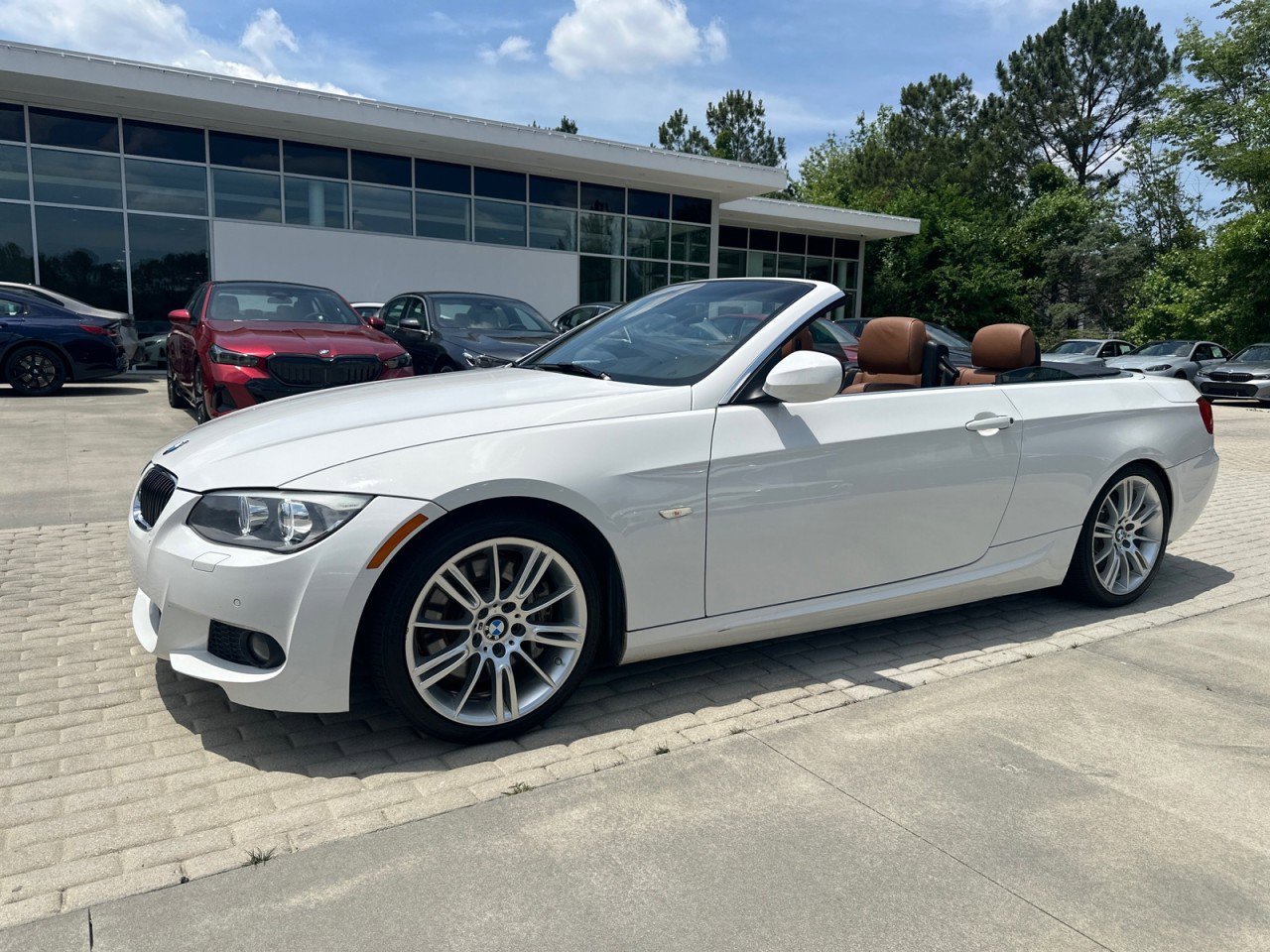 Used 2013 BMW 335i Convertible RWD image 12