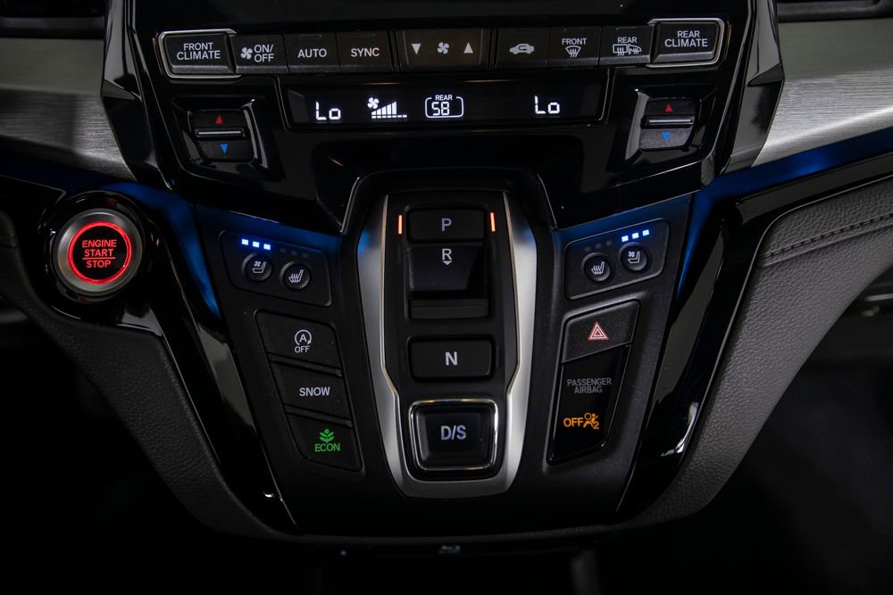 Used 2018 Honda Odyssey Elite image 36