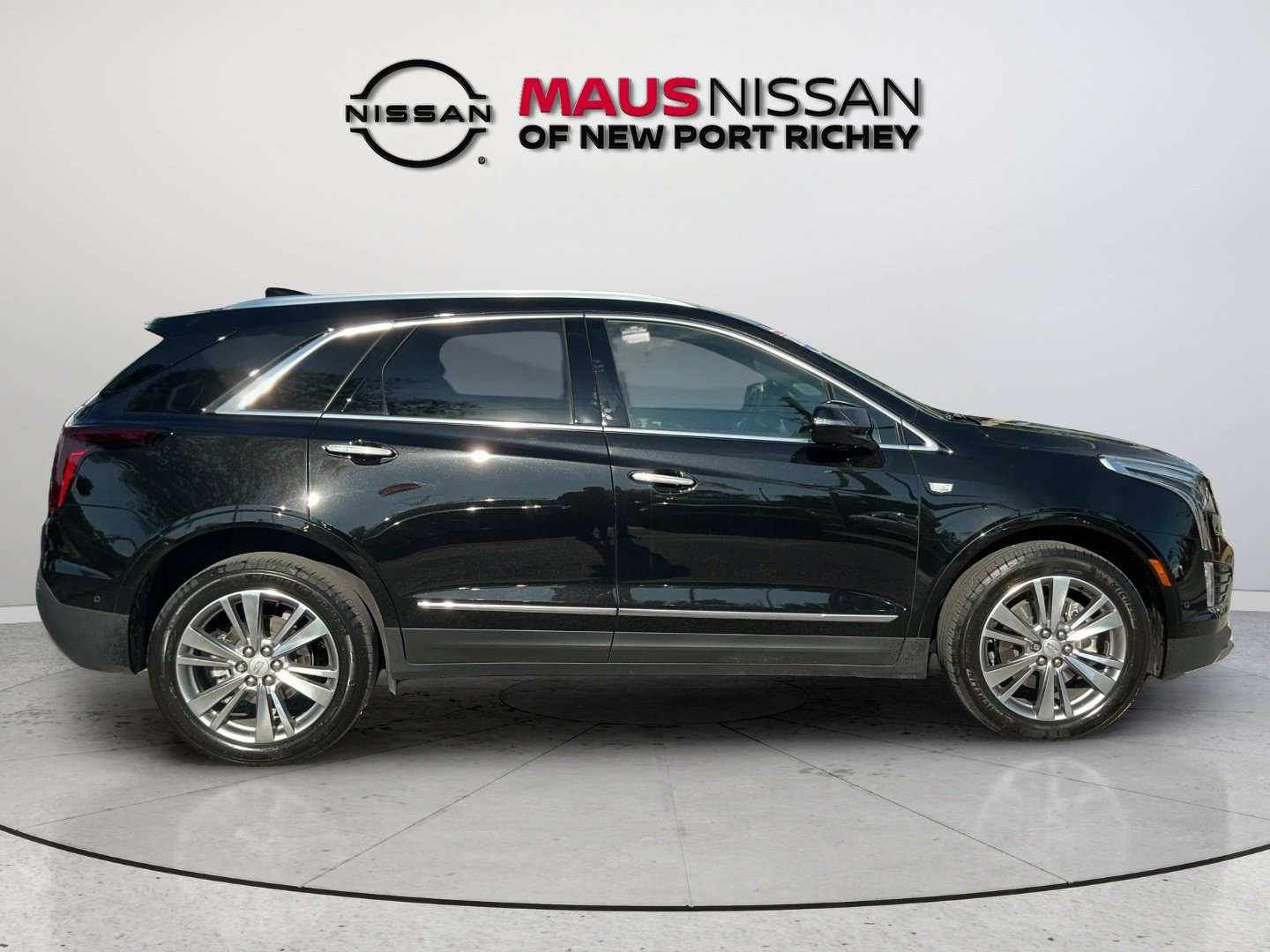 Used 2024 Cadillac XT5 Premium Luxury w/ Platinum Package FWD image 14