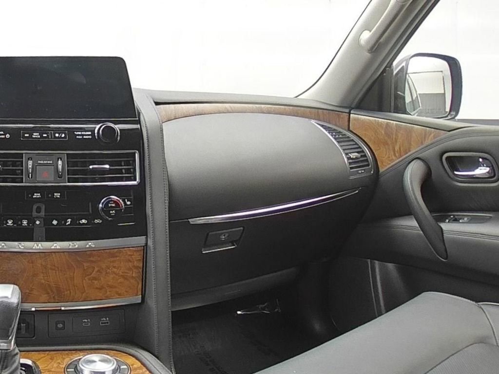 Used 2024 Nissan Armada SL w/ Captain's Chairs Package image 26