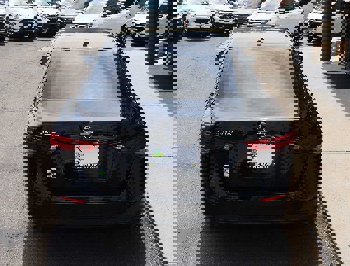 Used 2025 Nissan Sentra SV image 10