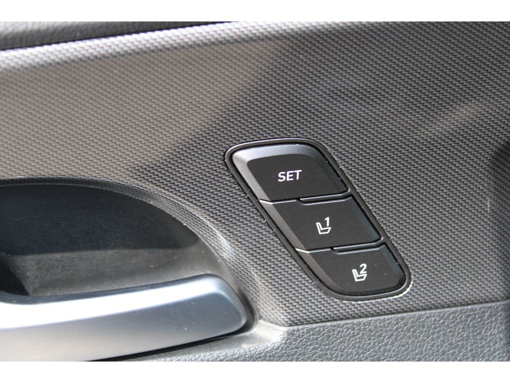 Used 2023 Hyundai Santa Fe Limited image 20